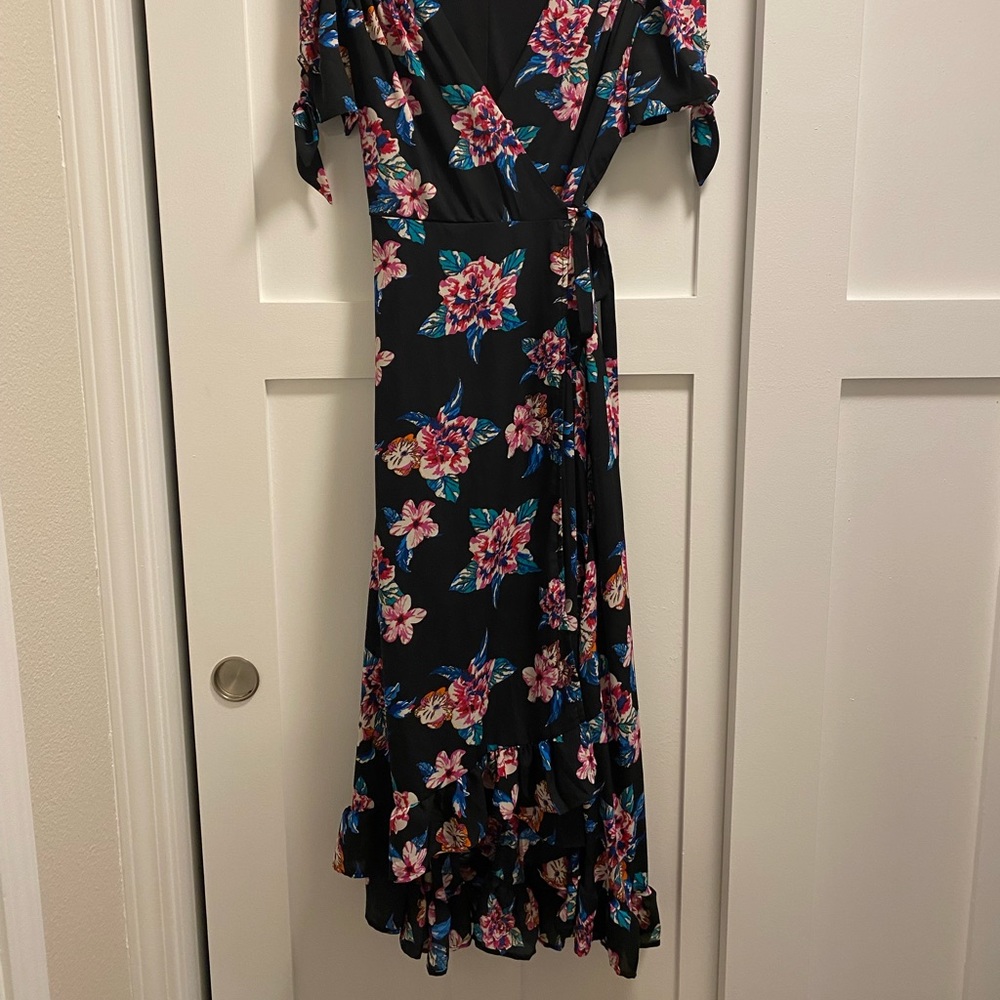 Floral high-low floral print wrap dress